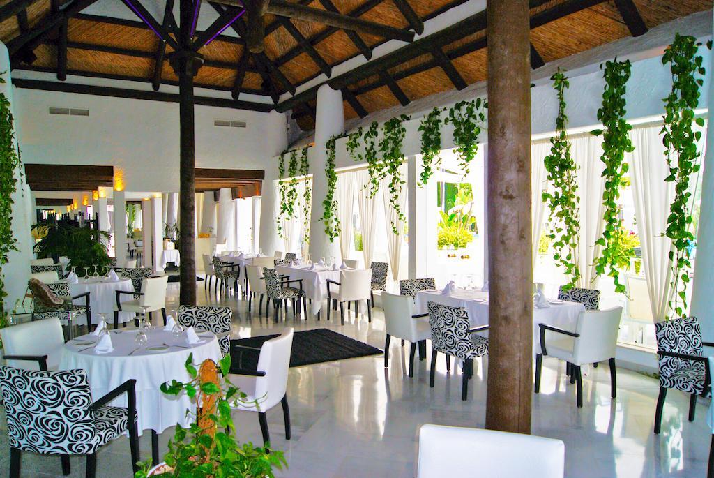 Hotel Suites Albayzin Del Mar Almuñécar Екстериор снимка